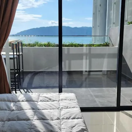 The Shore Ns Studio Suites Sea View Kota Kinabalu Exterior photo